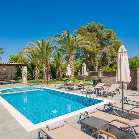 Βίλα Luxury Vanato & Pool